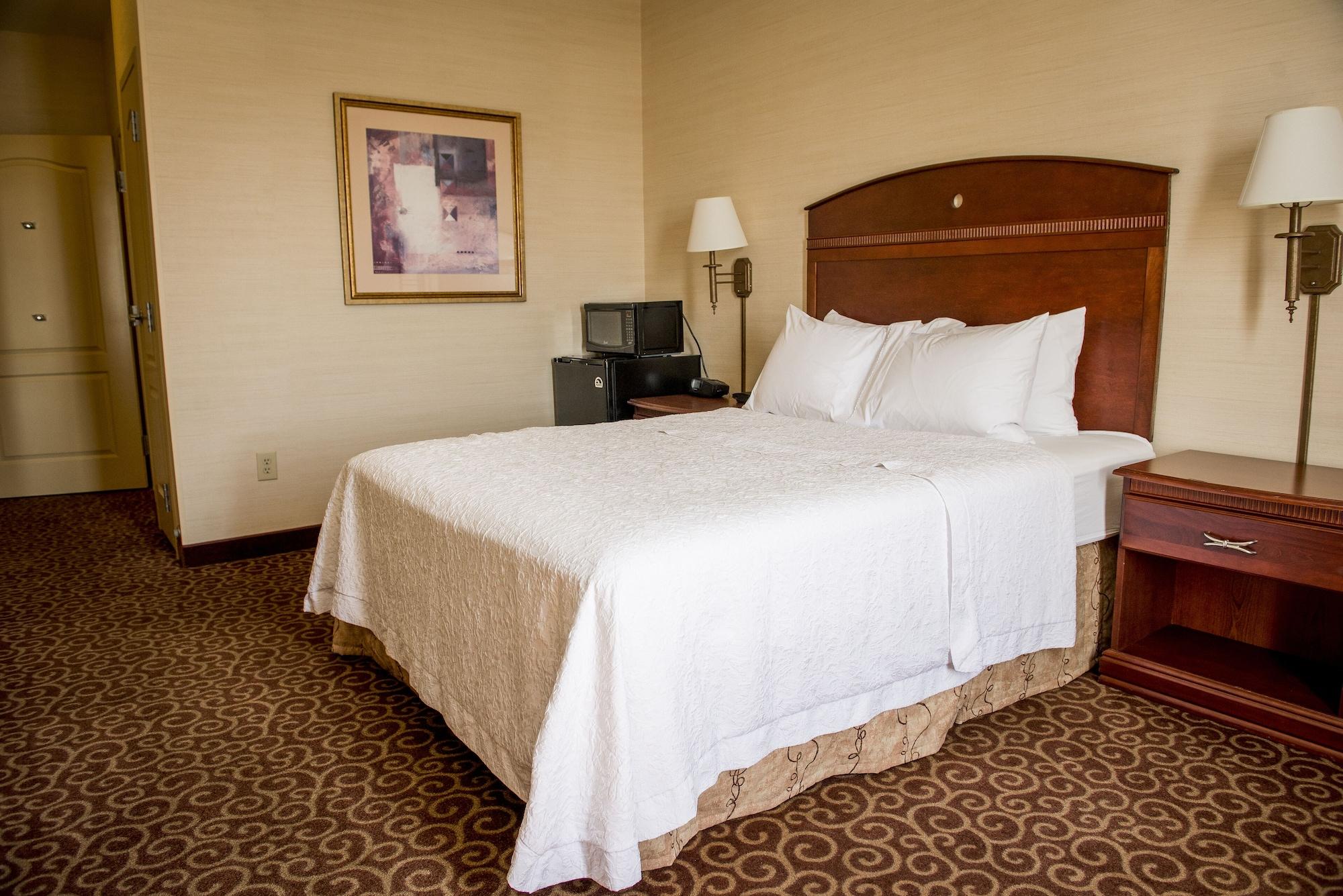 Hampton Inn Plover-Stevens Point Экстерьер фото