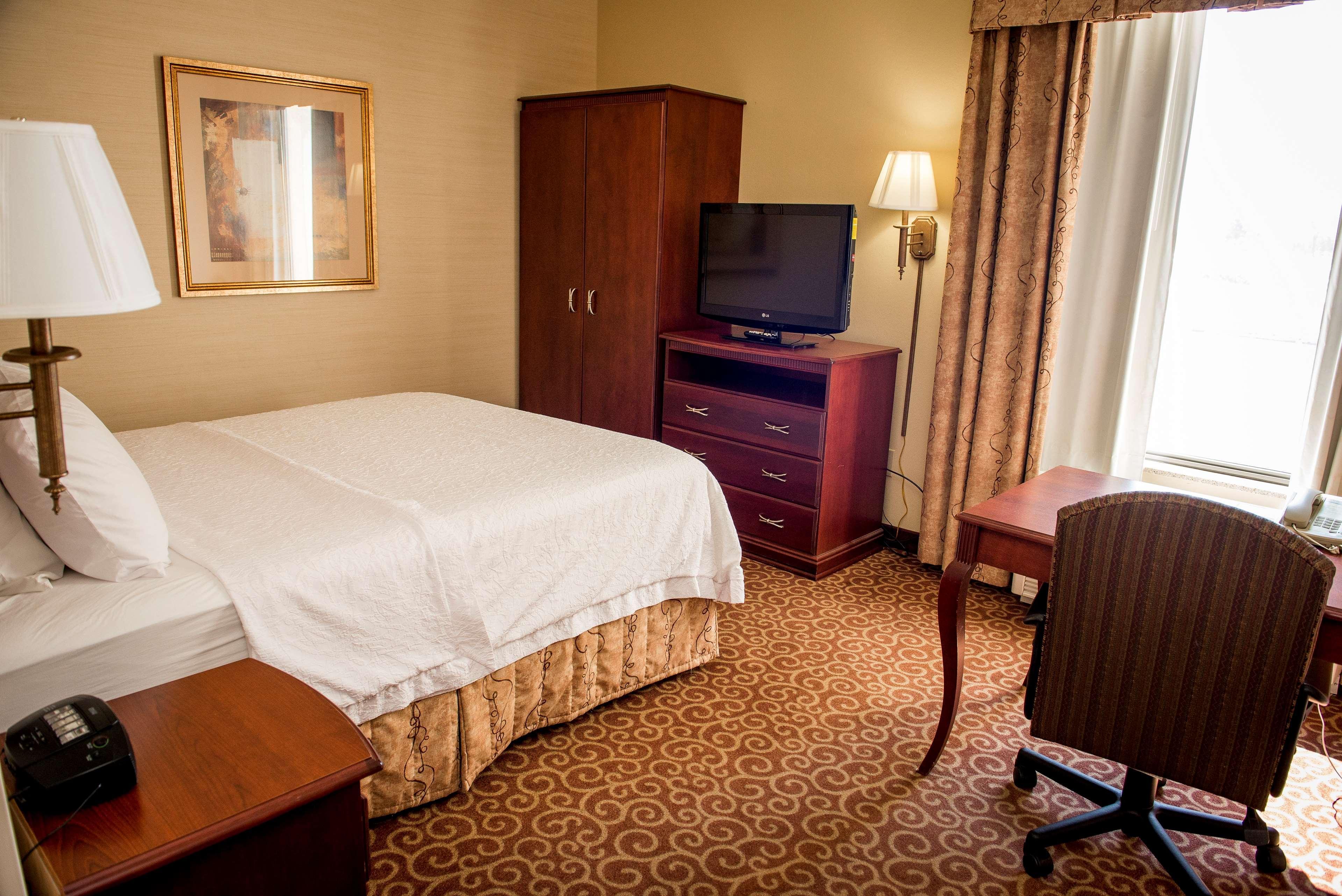 Hampton Inn Plover-Stevens Point Экстерьер фото